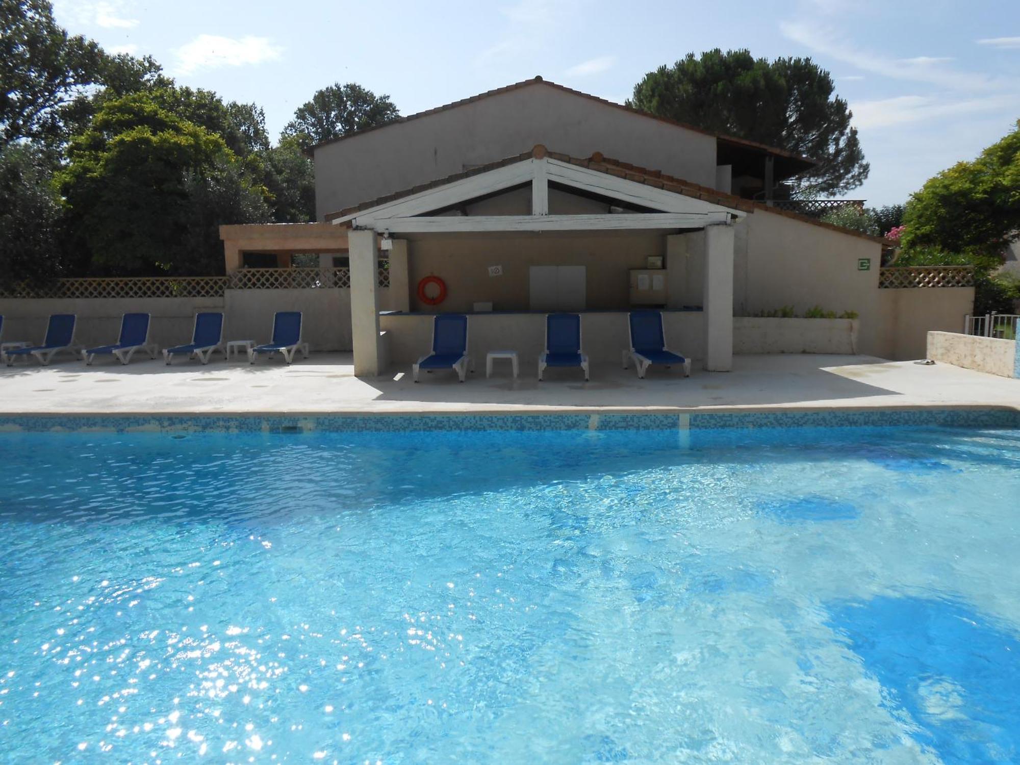 Appartement Cosy A Quissac Quissac  Bagian luar foto